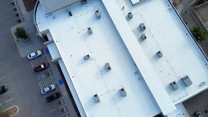 Commercial flat roof with a reflective white coating
